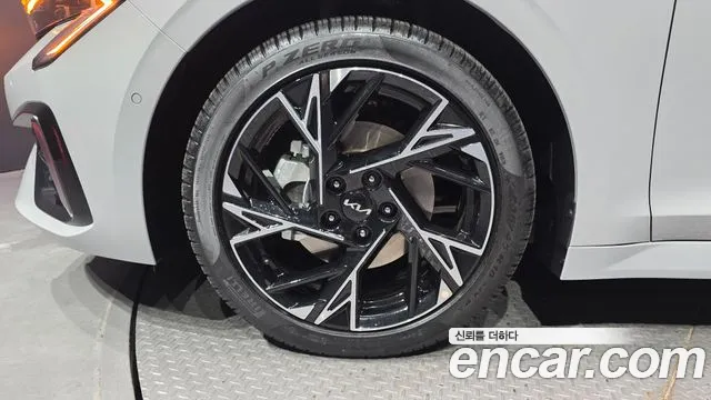 Kia K5 Signature — Фото автомобиля 4