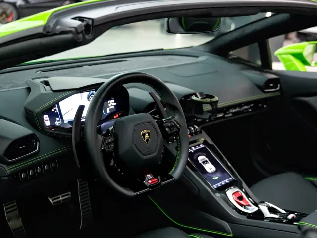 Lamborghini Huracan — Фото автомобиля 13