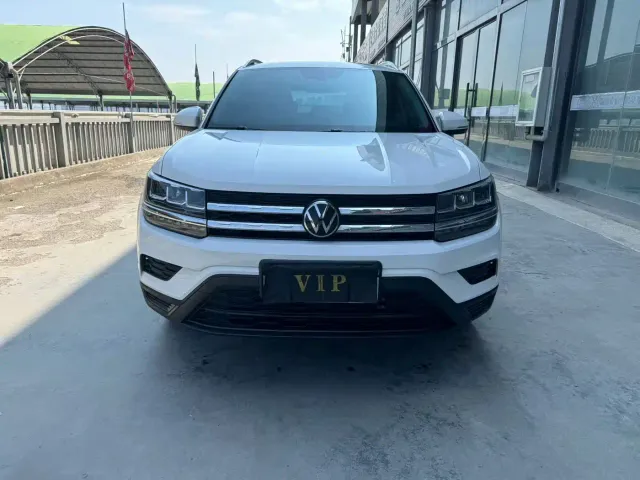 Volkswagen Tharu — Фото автомобиля 2