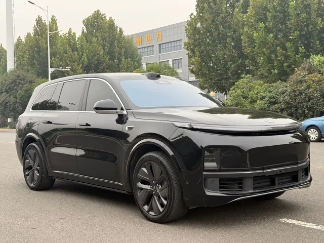 Li Auto L9 — Фото автомобиля 3