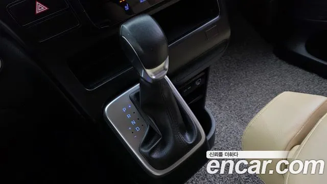 Hyundai Staria — Фото автомобиля 9