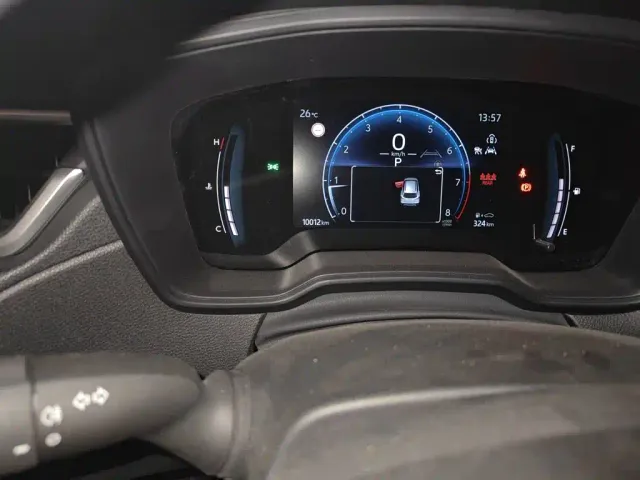 Toyota Corolla Cross — Фото автомобиля 4