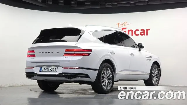 Genesis GV80 2.5T Бензин AWD — Фото автомобиля 2