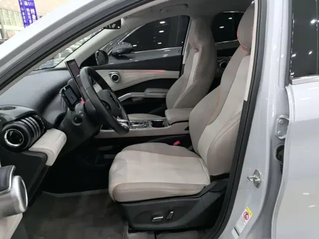 BYD Yuan PLUS — Фото автомобиля 14