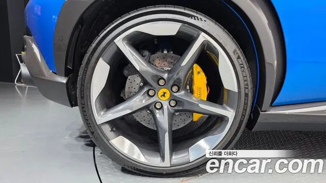 Ferrari Purosangue — Фото автомобиля 5