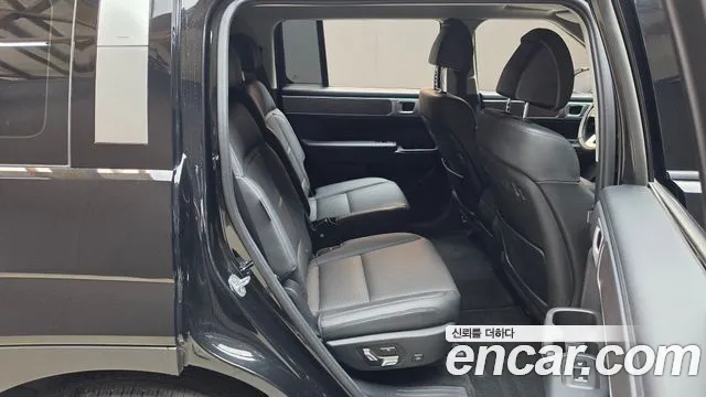 Hyundai Santa Fe — Фото автомобиля 17