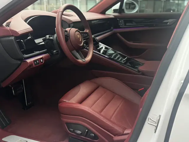 Porsche Panamera — Фото автомобиля 16