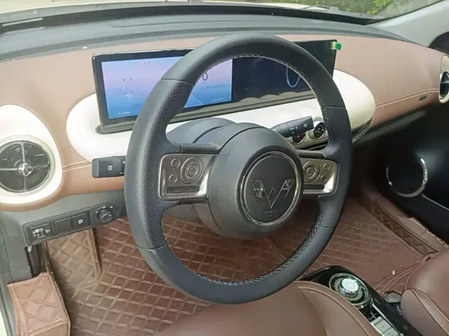 Wuling Bingo — Фото автомобиля 14