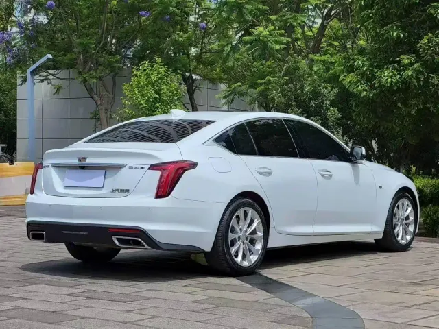 Cadillac CT5 — Фото автомобиля 9