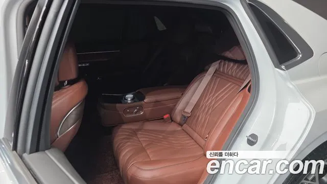 Genesis G90 RS4 — Фото автомобиля 11