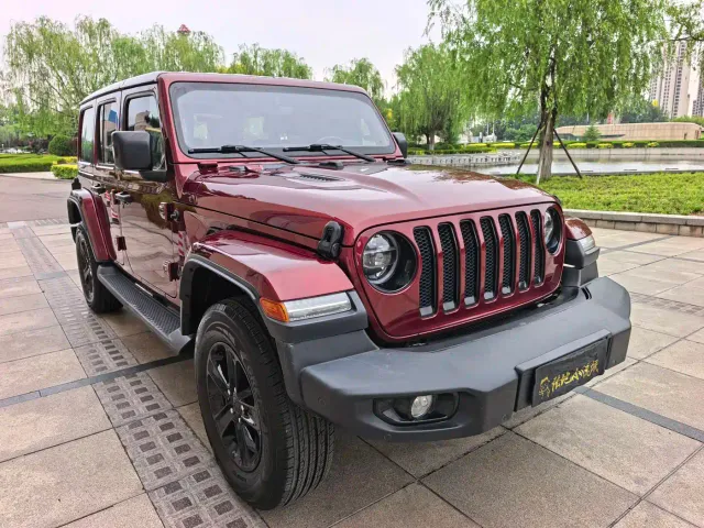 Jeep Wrangler — Фото автомобиля 8