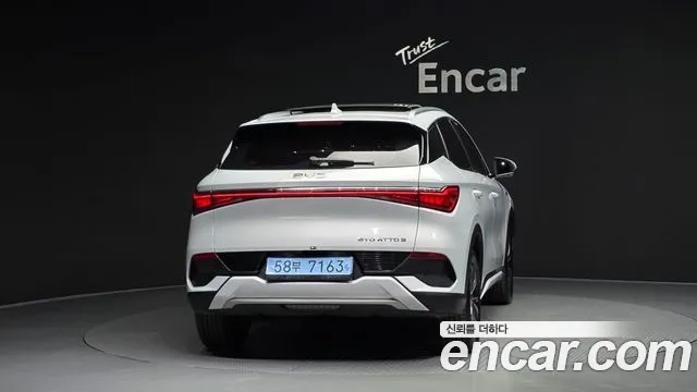 BYD Atto 3 — Фото автомобиля 4