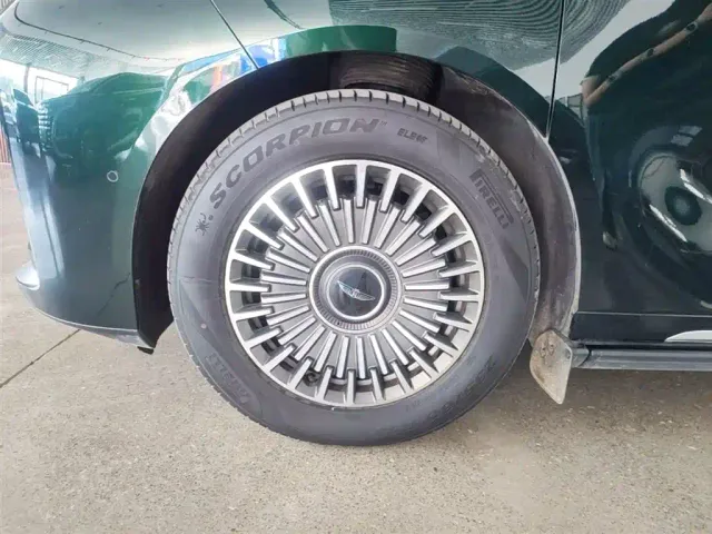 Geely Yizhen L380 — Фото автомобиля 22