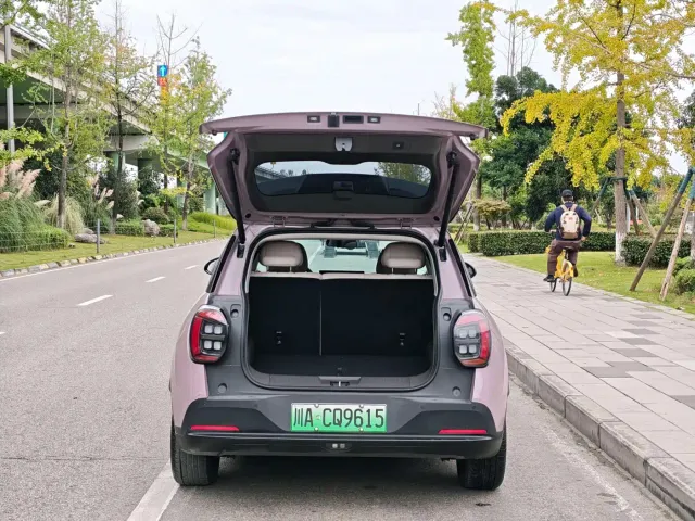 GAC AION UT super — Фото автомобиля 9
