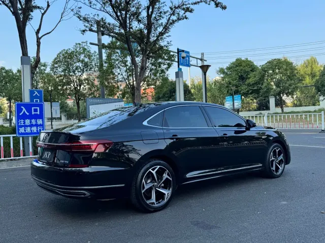 Volkswagen Passat — Фото автомобиля 5