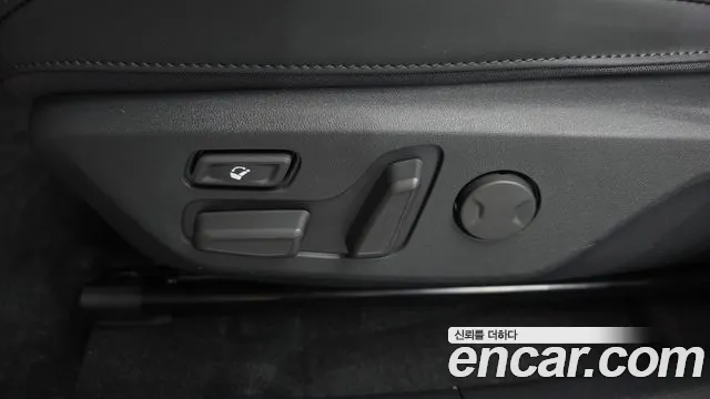 Kia Niro Prestige — Фото автомобиля 29