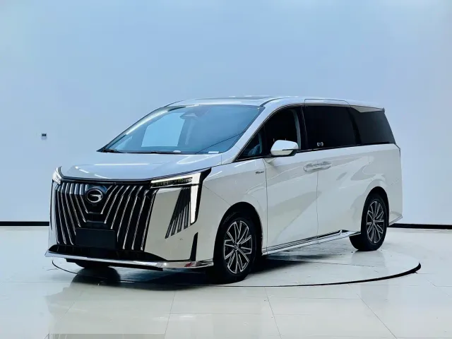 GAC Trumpchi M8 — Фото автомобиля 5