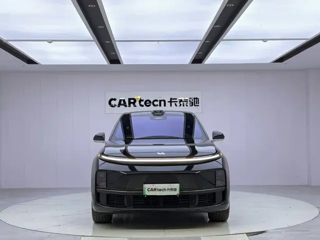 Li Auto L7 — Фото автомобиля 8