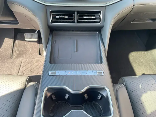 BYD Song Ultra — Фото автомобиля 15