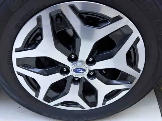 Subaru Forester — Фото автомобиля 24