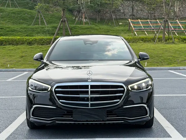Mercedes-Benz S-Class — Фото автомобиля 2