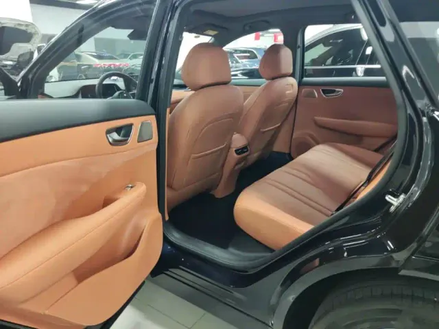 Shangjie SUV — Фото автомобиля 8