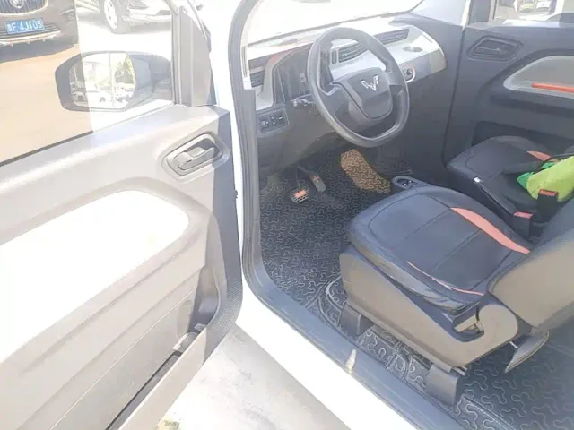 Wuling Hongguang Mini EV — Фото автомобиля 15