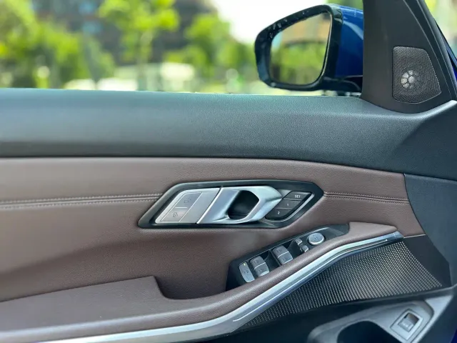 BMW 3 Series — Фото автомобиля 12