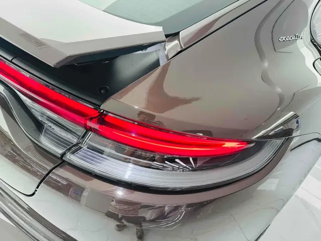 Porsche Panamera — Фото автомобиля 22