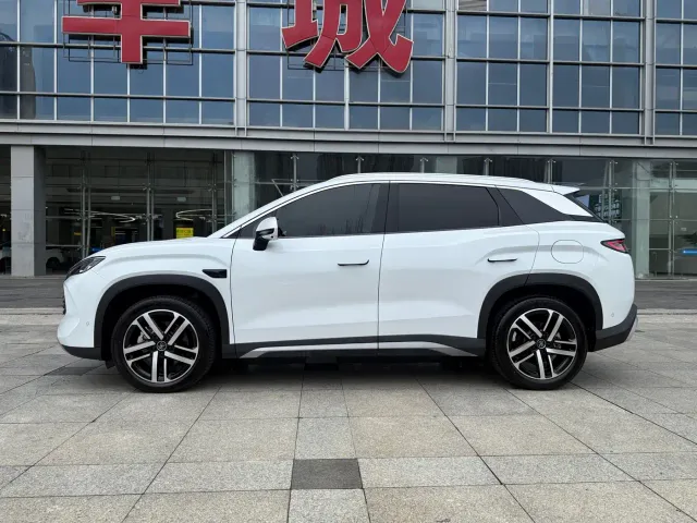 BYD Song L DM-i — Фото автомобиля 3