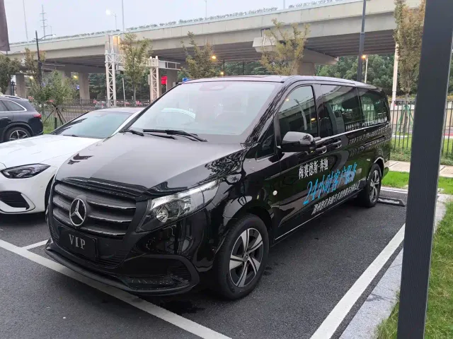 Фотография автомобиля — Mercedes-Benz Vito