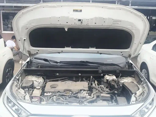 Toyota RAV4 — Фото автомобиля 19
