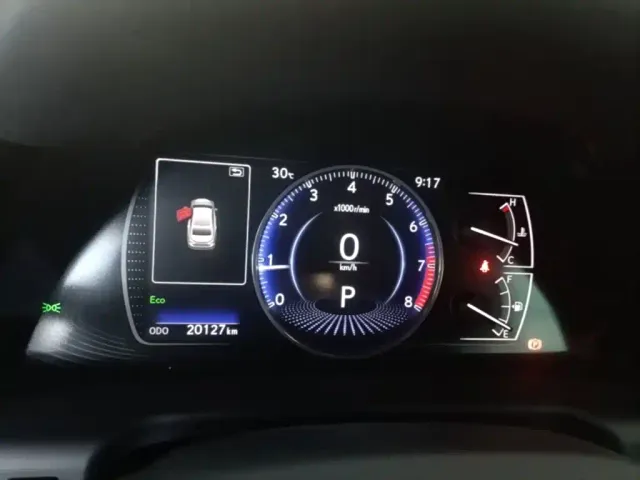 Lexus ES — Фото автомобиля 11