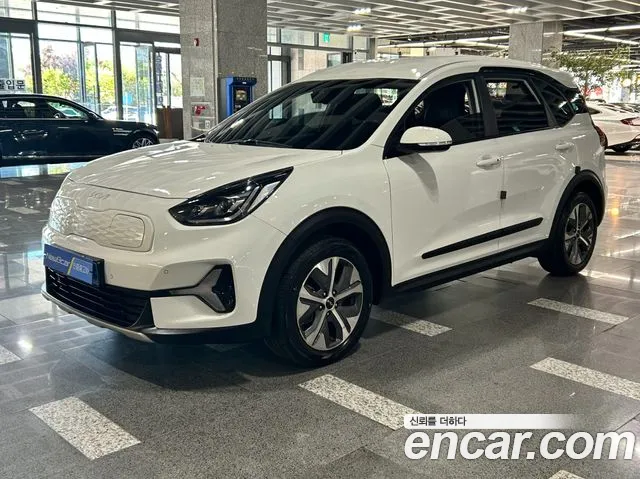 Kia Niro — Фото автомобиля 3