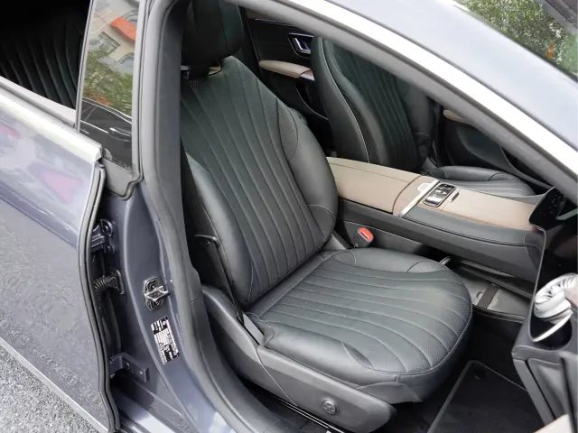 Mercedes-Benz EQS — Фото автомобиля 12