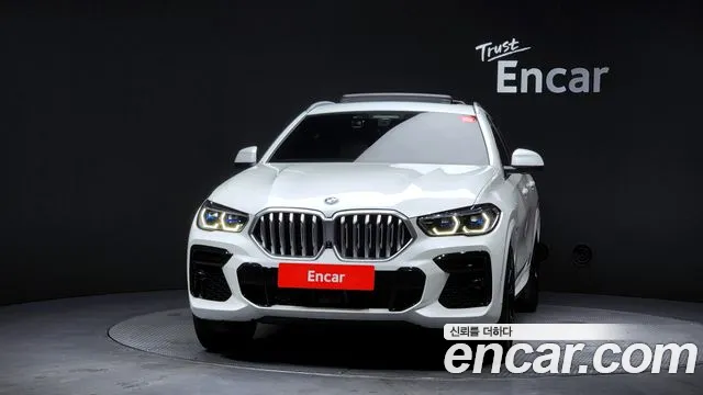 BMW X6 xDrive40i M Sport — Фото автомобиля 3