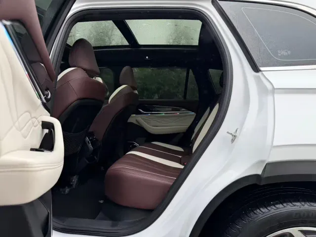 Geely Xingyue L — Фото автомобиля 9
