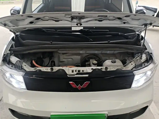 Wuling Hongguang Mini EV — Фото автомобиля 19