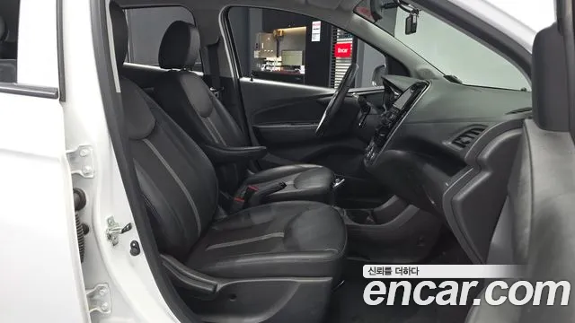 Chevrolet Spark — Фото автомобиля 11
