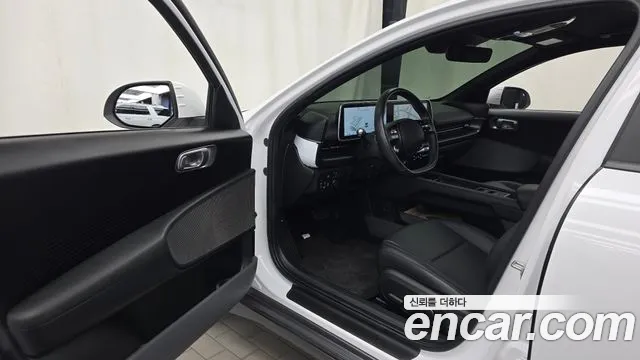 Hyundai Ioniq 6 — Фото автомобиля 10