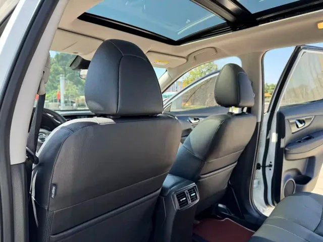 Nissan X-Trail — Фото автомобиля 15