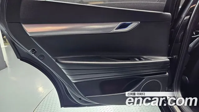 Genesis G80 RG3 — Фото автомобиля 14