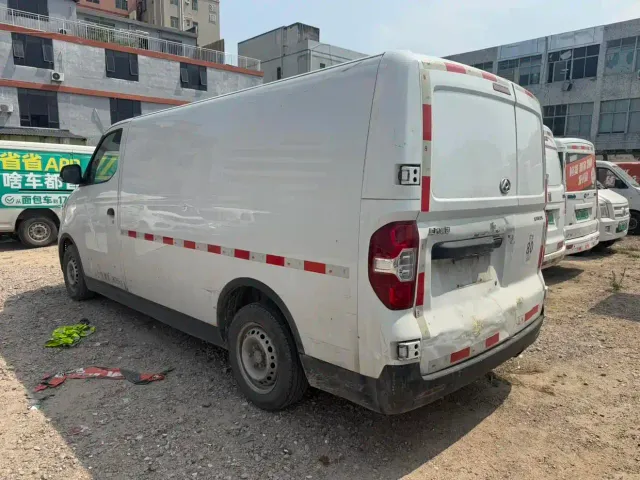 Maxus EV30 — Фото автомобиля 9