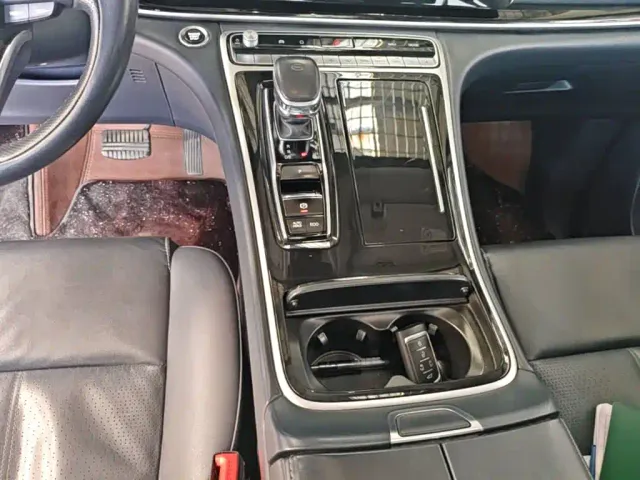 GAC Trumpchi M8 — Фото автомобиля 13