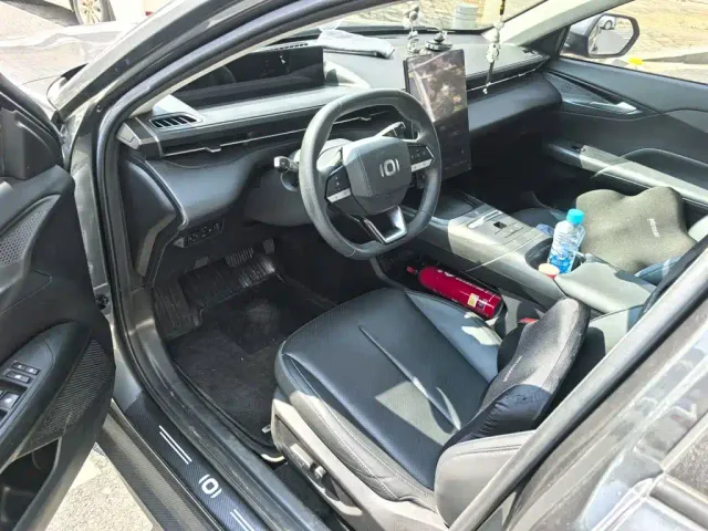 Changan Qiyuan A05 — Фото автомобиля 11