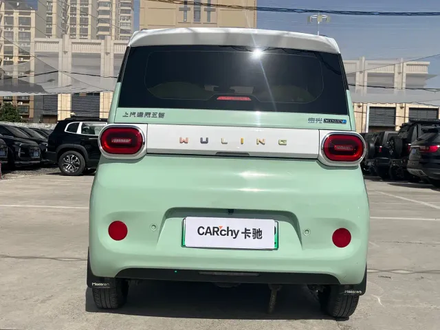 Wuling Hongguang Mini EV — Фото автомобиля 5