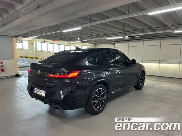 BMW X4 — Фото автомобиля 3