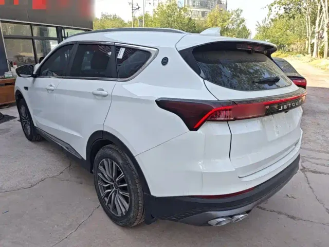 Jetour X70 Plus — Фото автомобиля 4