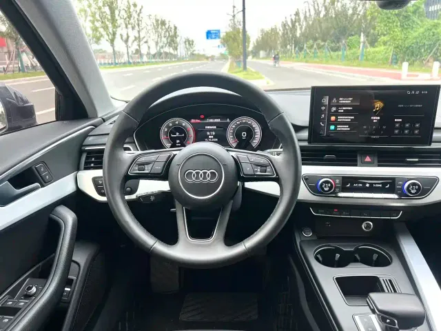 Audi A4L — Фото автомобиля 13