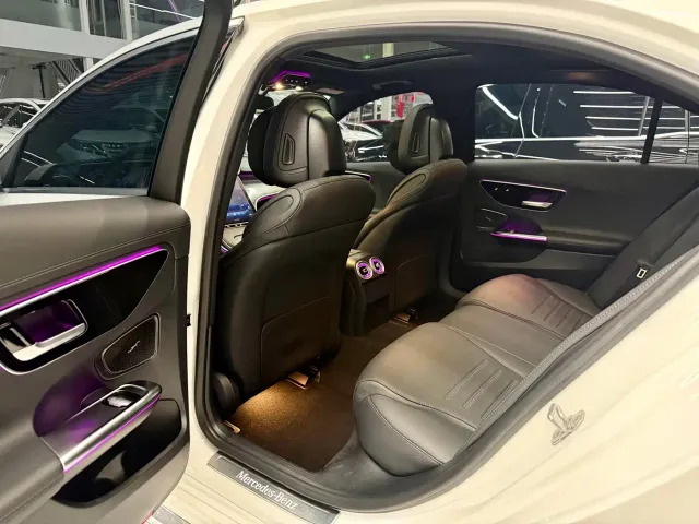 Mercedes-Benz C-Class — Фото автомобиля 6